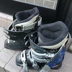 スキー靴　サイズ４の画像