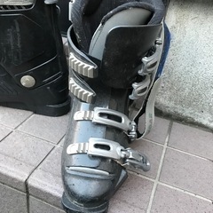 スキー靴　サイズ４の画像