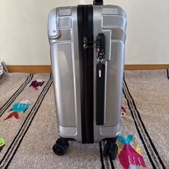 キャリーバック 機内持ち込み可の画像