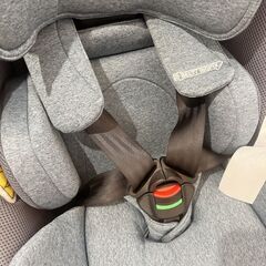 アップリカ　クルリラAD　チャイルドシートの画像