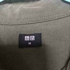 値下げユニクロシャツの画像