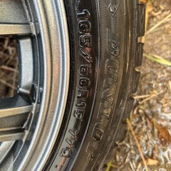 軽自動車用15インチスタッドレスタイヤ4本
の画像