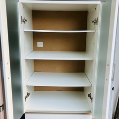 ニトリ製 食器棚 キッチンボード ホワイト キャビネット  の画像