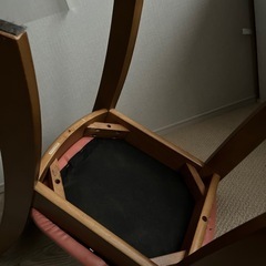 東洋家具　ダイニングテーブルチェアー　１脚の画像