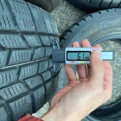 195/65R15 スタッドレスタイヤ　4本セットの画像