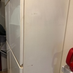 大型食器棚　キッチン収納の画像