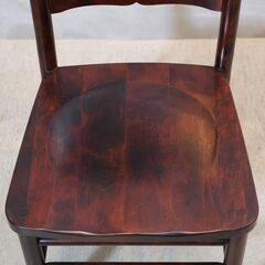 九州民芸家具/つくし工芸のミズメザクラ無垢材を使用したダイニングチェアです。クラシックで和モダンなデザインの木製椅子。ダイニングにはもちろんリビングのサイドチェアにも◎の画像