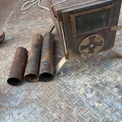 薪ストーブ キャンプ レトロの画像