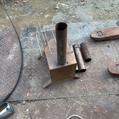 薪ストーブ キャンプ レトロの画像