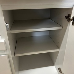 食器棚の画像