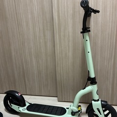 ⭐︎美品使用2回⭐︎輪行袋付きキックボードA8 AEROの画像