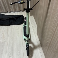 ⭐︎美品使用2回⭐︎輪行袋付きキックボードA8 AEROの画像
