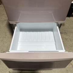 パナソニック　冷凍冷蔵庫　３２１Ｌ　３ドア　右開き　シャイニングピンク　ＥＣＯＮＡＶＩ　２０１３年製　大型サイズ　ＮＲ－Ｃ３２ＢＭの画像