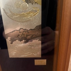 美しい時計　純銀と純金で富士山が描かれています。の画像