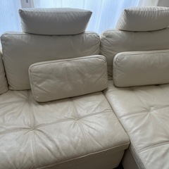ホワイトレザーソファ　の画像