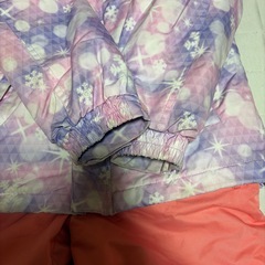 130センチ　女の子　スキーウェアの画像