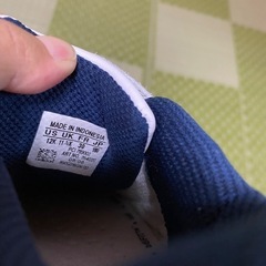 adidas 18.0㎝の画像