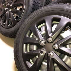 スタッドレスタイヤ　185 65 15 5穴　　4本の画像