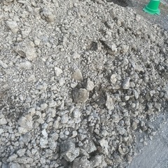 砂、石　埋めたりするような土の画像