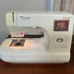 【問い合わせ多数のため受付中止】ミシン専用台付きの画像