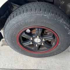 ハイエーススタッドレスタイヤ4本の画像