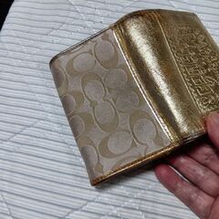 COACH 折り財布の画像