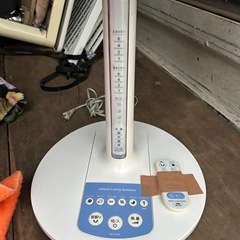 2013年製 日立の扇風機「HEF-32YR」の画像