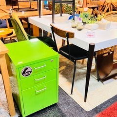 デスクワゴン　サイドワゴン　デスクキャビネット　3段　スチール製　グリーンの画像