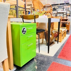 デスクワゴン　サイドワゴン　デスクキャビネット　3段　スチール製　グリーンの画像