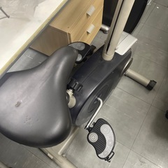 トレーニングマシン自転車の画像