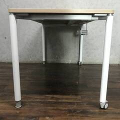 🔷🔶🔷【在庫多数】WNY4/98 okamura オカムラ デスク ナチュラル 事務机 会議机 W1400×D700×H720㎜ ミーティングテーブル オフィスデスク キャスター付③🔷🔶🔷の画像