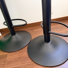 カウンターチェア バーチェア 回転式 昇降式 足置き  2こ個セット の画像