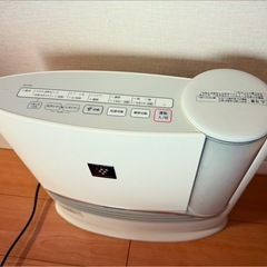 ◎加湿 × 暖房のダブル機能！冬の乾燥＆寒さ対策に◎ SHARP 加湿セラミックファンヒーター HX-G120-Wの画像