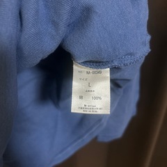 アンティカ トップス 青 Lの画像