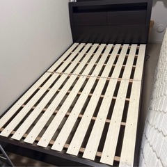 すのこセミダブルベッドフレームの画像