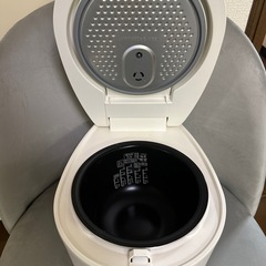 美品です！【アイリス】炊飯器 の画像