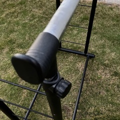 洋服をかけるハンガーラックの画像