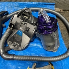 ダイソンサイクロン掃除機の画像