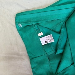 GU  レディース カラースラックスの画像