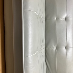 ソファーベッドの画像