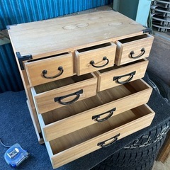 薬箱 棚 収納棚の画像