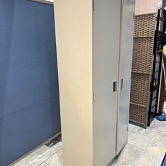 オフィス用ロッカー(積み込み手伝います)の画像