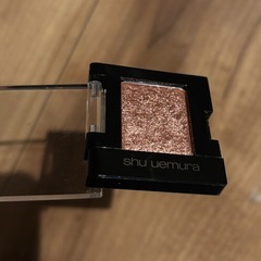 shu uemura アイシャドウの画像