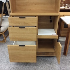 【使い勝手のいいサイズ】キッチンボード ニトリ NITORI エトナシリーズ　ダイニングボード レンジボード レンジ台 食器棚 観音開き扉  幅88.5cm：ナチュラルの画像