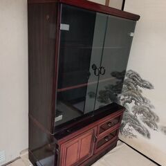 昭和時代のレトロオーディオ棚の画像