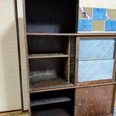 茶箪笥　昔懐かしいレトロな箪笥ですの画像