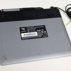 Wacom Intuos pen&touch small/CTH-480/ペンタブレットの画像