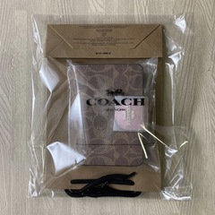 【新品】COACH コーチ　二つ折り財布の画像