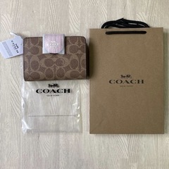 【新品】COACH コーチ　二つ折り財布の画像