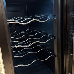 アイリスオーヤマ　ワインセラーの画像